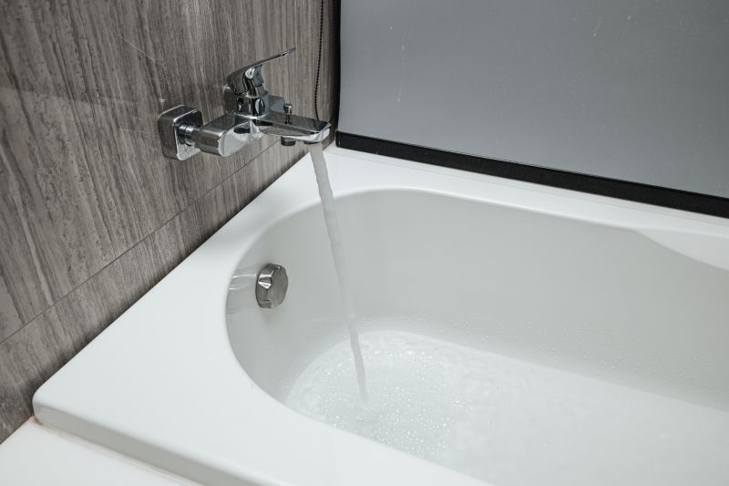 Cost of Tub Refinishing in Tavares, FL